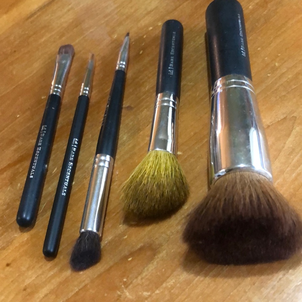 Bare minerals